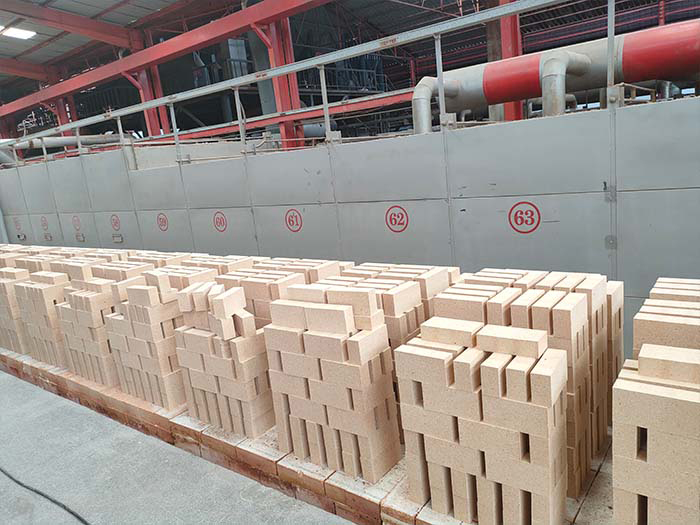 生产耐火砖
